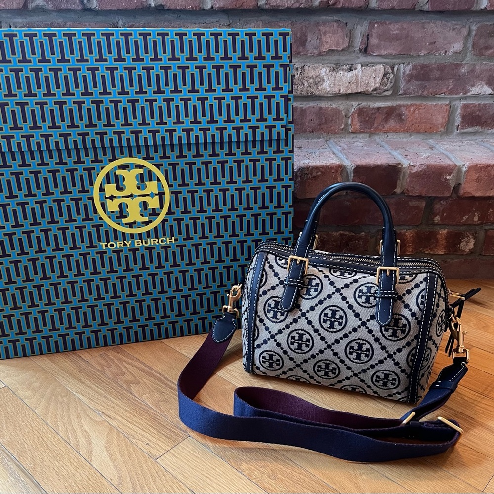 Tory Burch Navy T Monogram Jacquard Barrel Bag - Picture 2 of 15